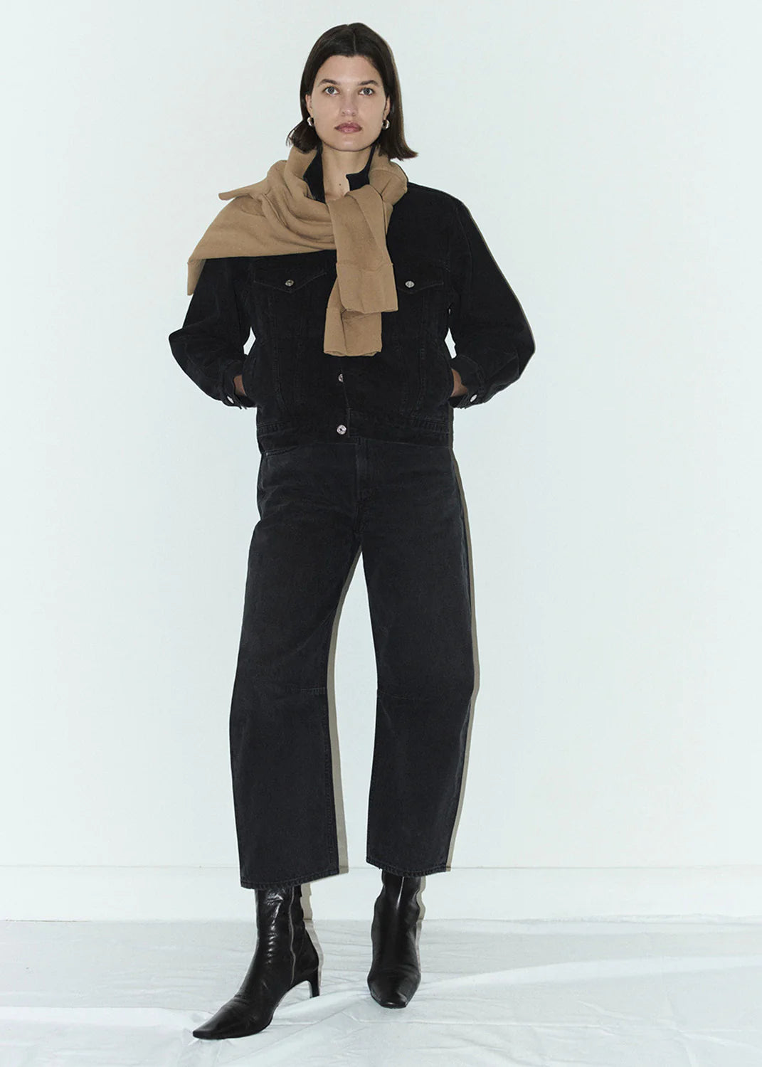 Miro Jean In Washed Black
