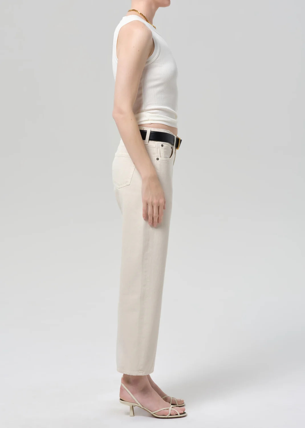 Citizens of Humanity Faye vintage straight jean in Almond light beige wash, side view