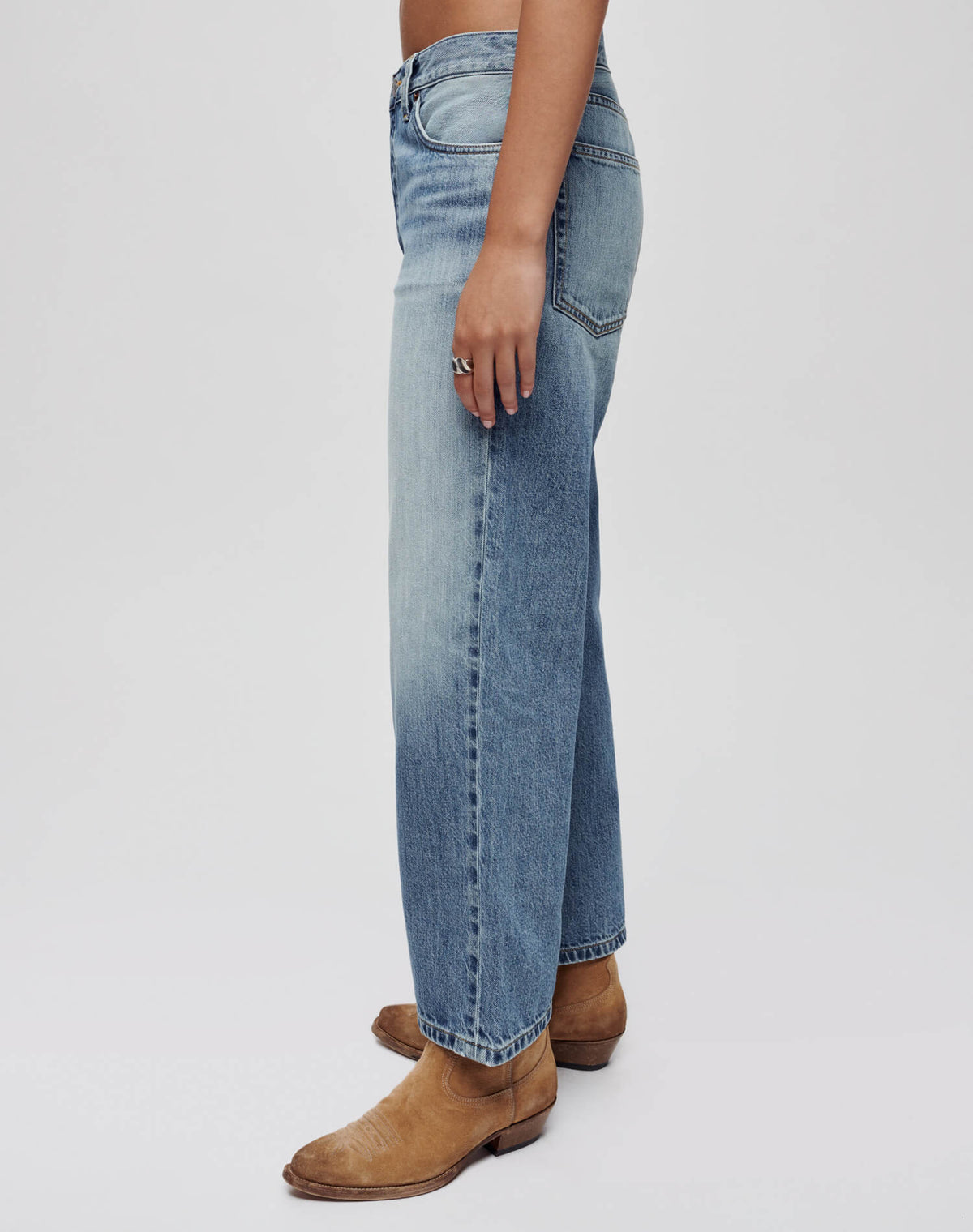 RE/DONE loose crop jean in Vintage Flow, side view
