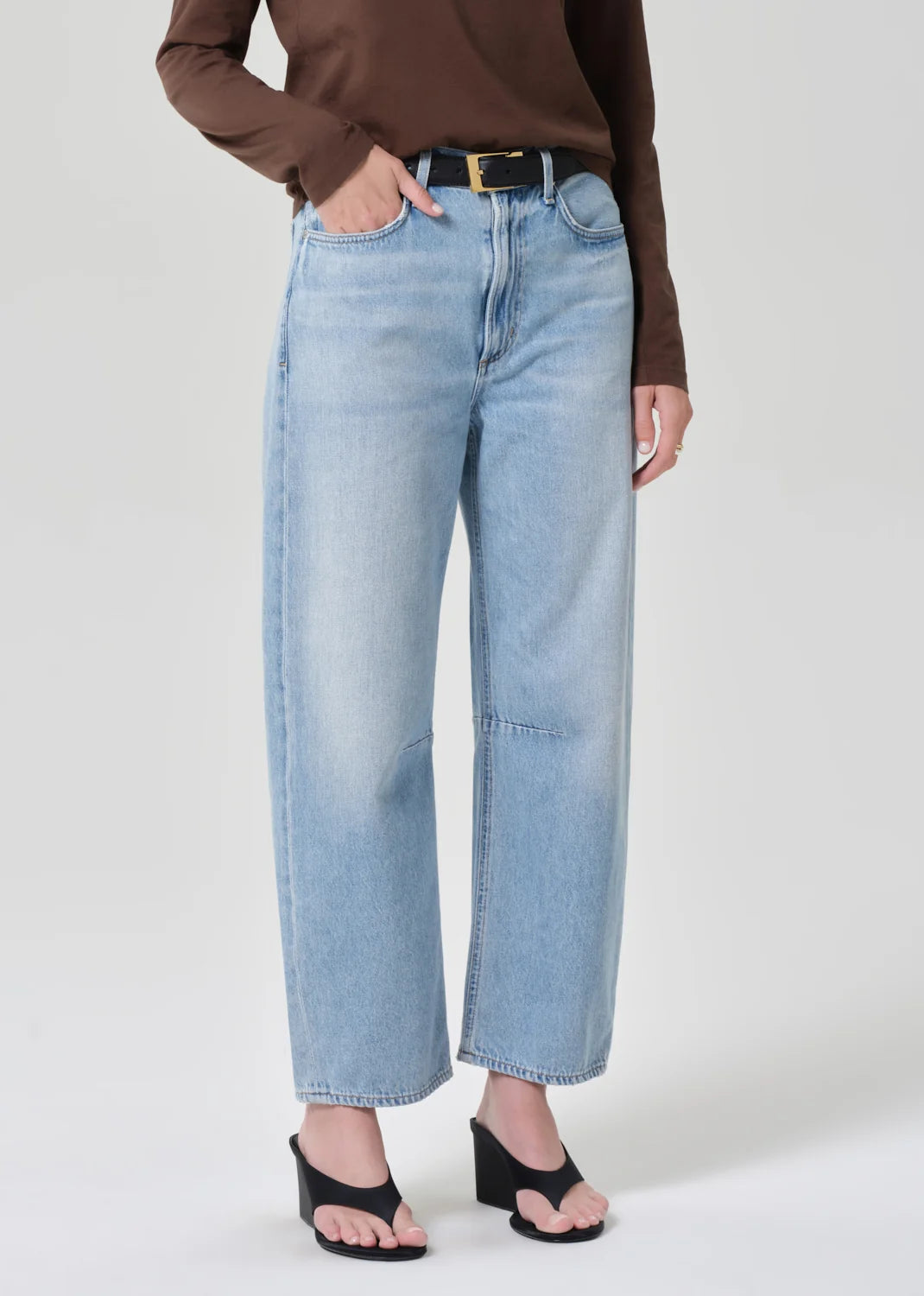 Citizens of Humanity Miro relaxed jean in Ritual light vintage indigo wash, three-quarter front view