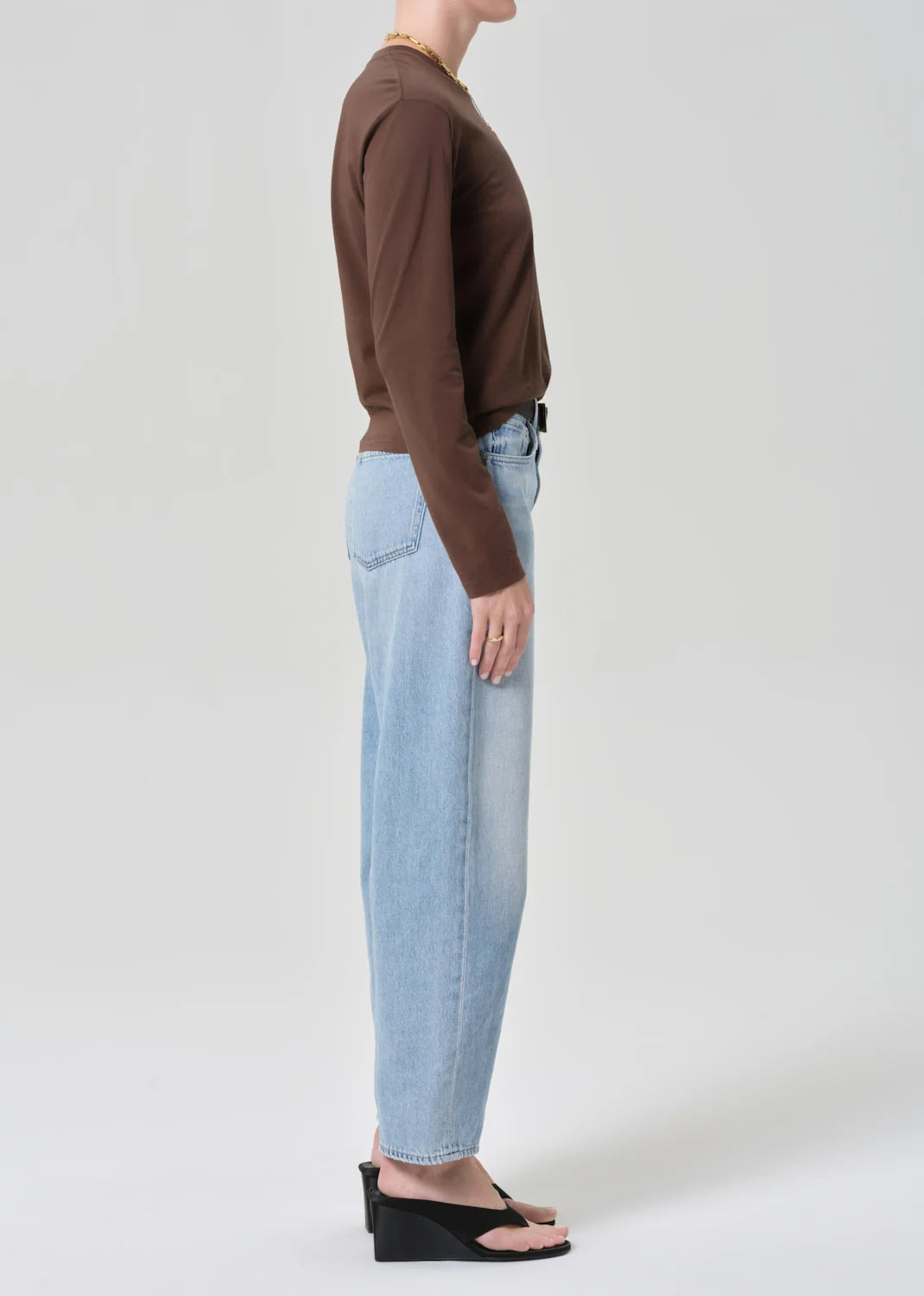 Citizens of Humanity Miro relaxed jean in Ritual light vintage indigo wash, side view