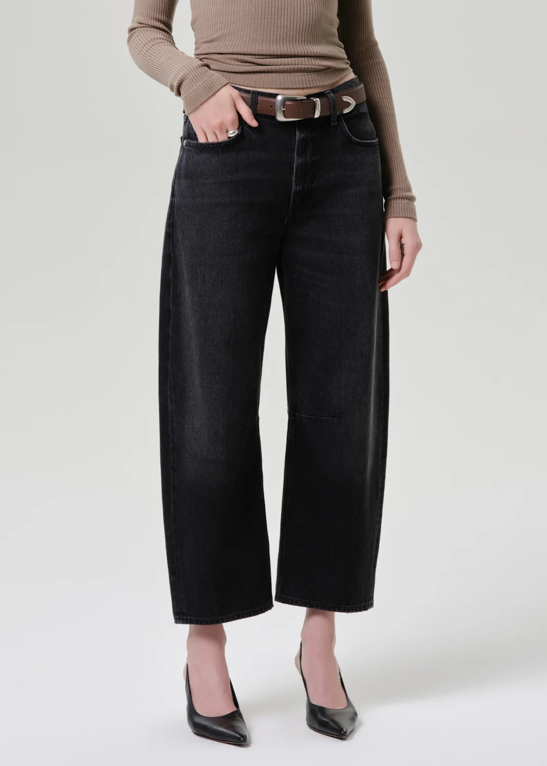 Citizens of Humanity Miro relaxed jean in Raine washed black, three-quarter front view