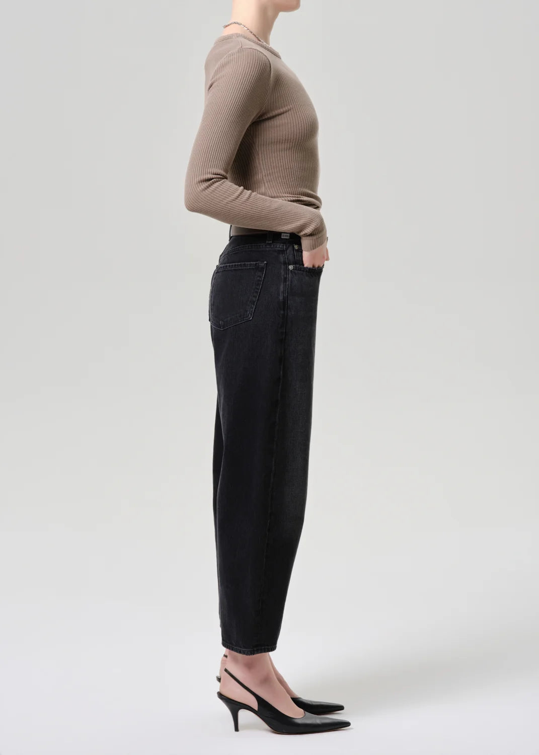 Citizens of Humanity Miro relaxed jean in Raine washed black, side view