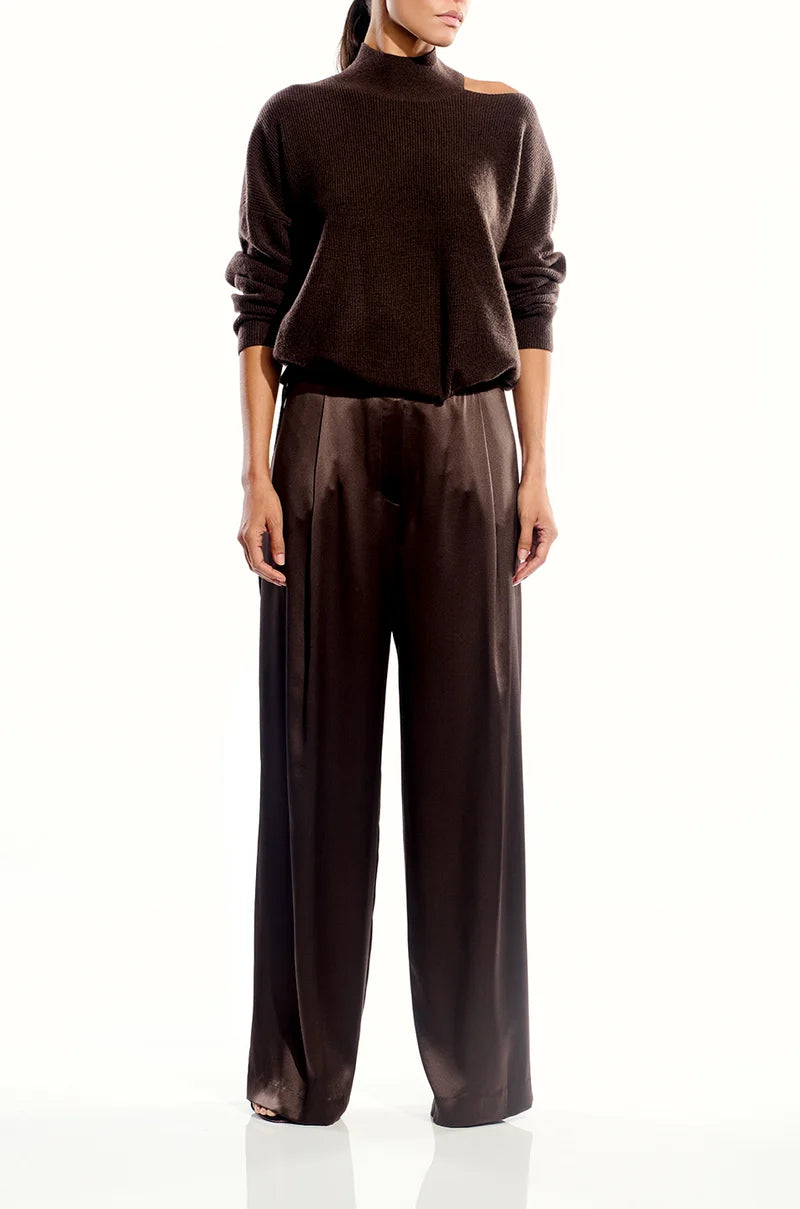 The Sei Open Shoulder Sweater in Cocoa, cocoa brown knit — front view on model, full length