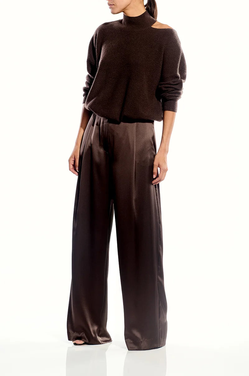The Sei Open Shoulder Sweater in Cocoa, cocoa brown knit — side view on model