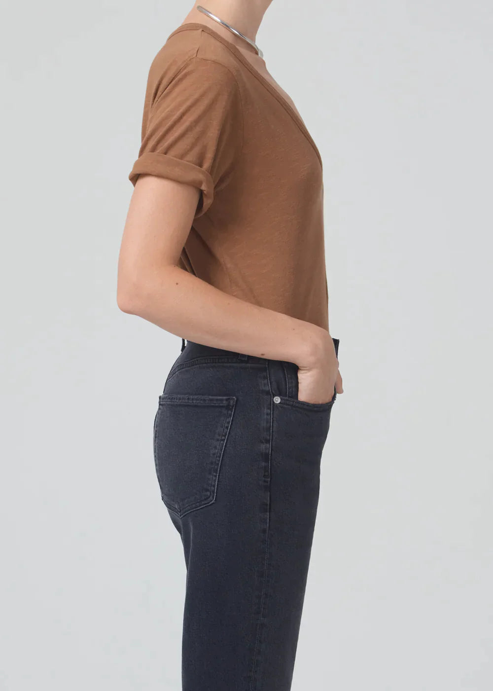 CECILIE VNECK TEE