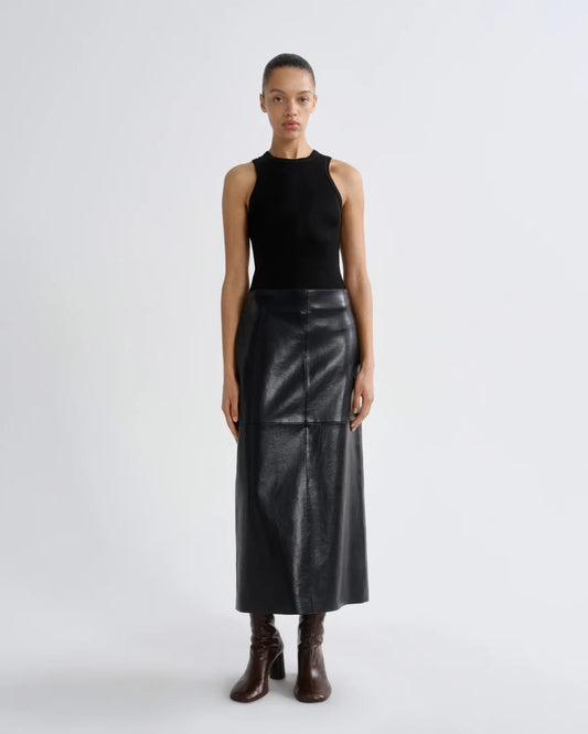 AGOLDE Hikson Skirt in recycled leather, Detox black, front view on model