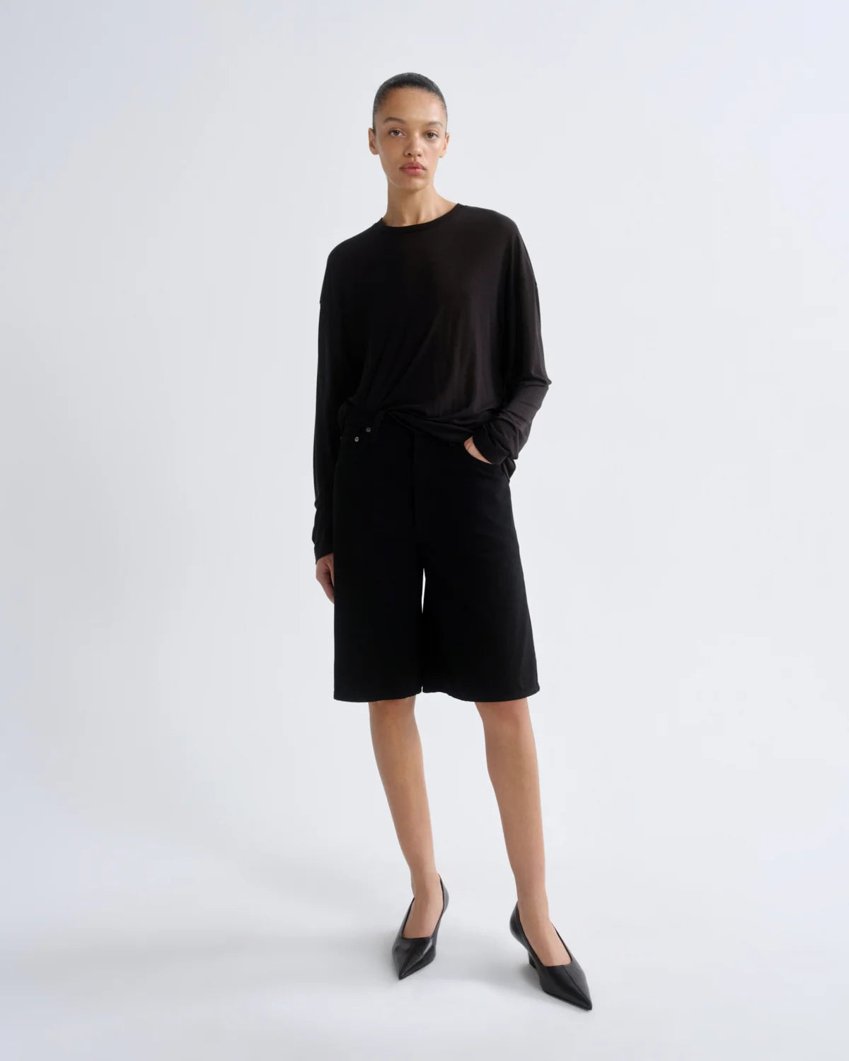 AGOLDE Sasha long sleeve boyfriend tee in black, front view, full length