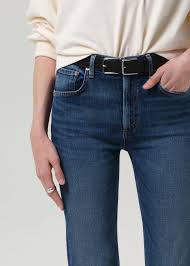 Citizens of Humanity Vidia bootcut jean in Abalone medium indigo wash, close-up of waistband and front pocket
